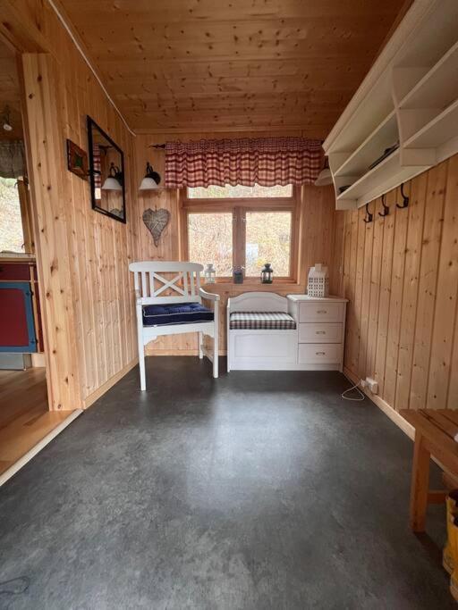 Cozy And Spacious Cabin Svensby Kültér fotó
