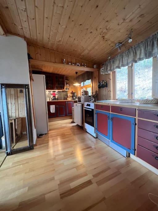 Cozy And Spacious Cabin Svensby Kültér fotó