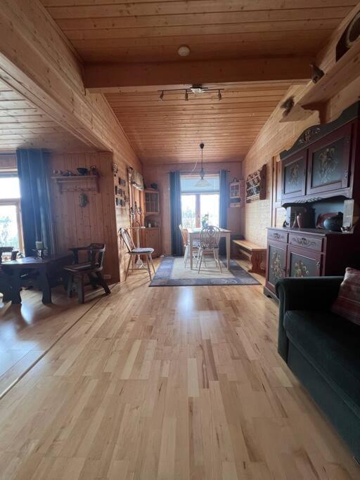Cozy And Spacious Cabin Svensby Kültér fotó